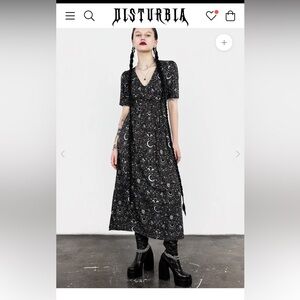 Stellaluna V Neck Button Short Sleeve Midaxi Dress